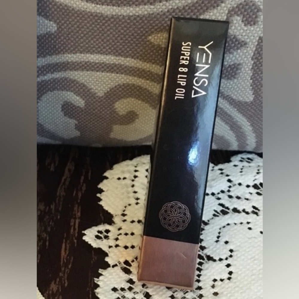 NEW YENSA SUPER 8 LIP OIL